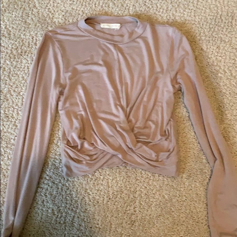 Twist front cropped long sleeve